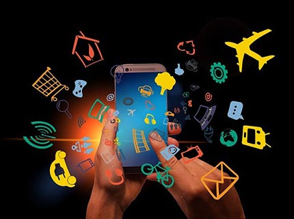 OpenAI推出Sora应用，带来AI生成视频新体验